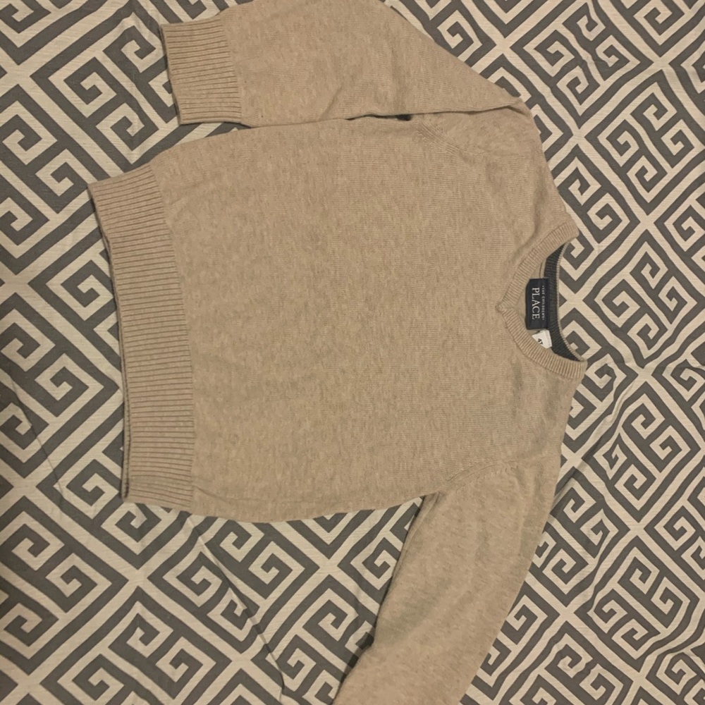 Sweater size 4